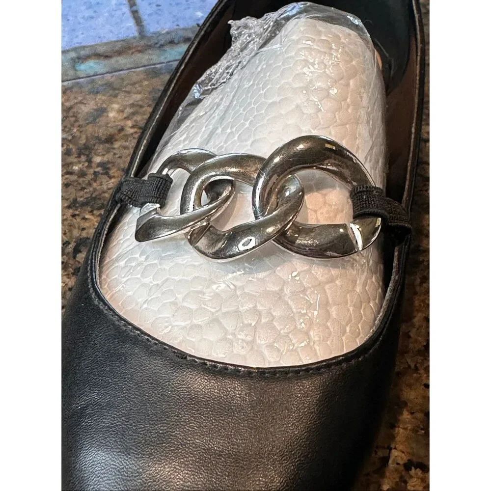 JustFab flats - Picture 2 of 7